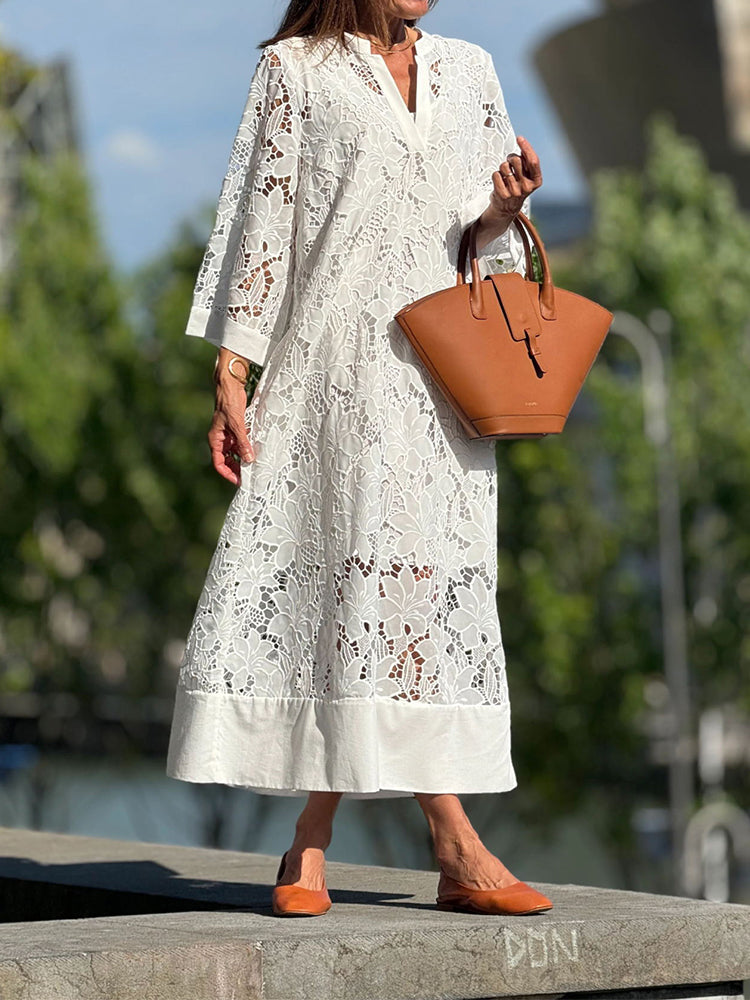 NOUVEAU RICHE Blondes Maxi Kleid Mit Zarter Spitze Und Fließende Passform Weiß