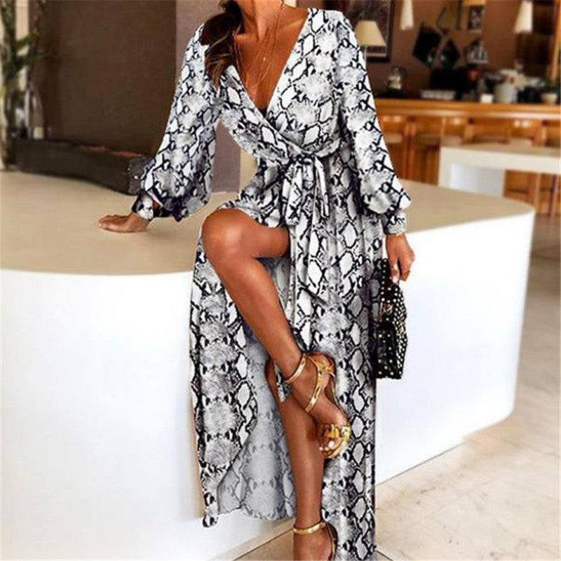 NOUVEAU RICHE Boho Wickel Sommerkleid Mit Schlitz Und Langen Ärmeln Für Elegante Sommerlooks Schlangenmuster