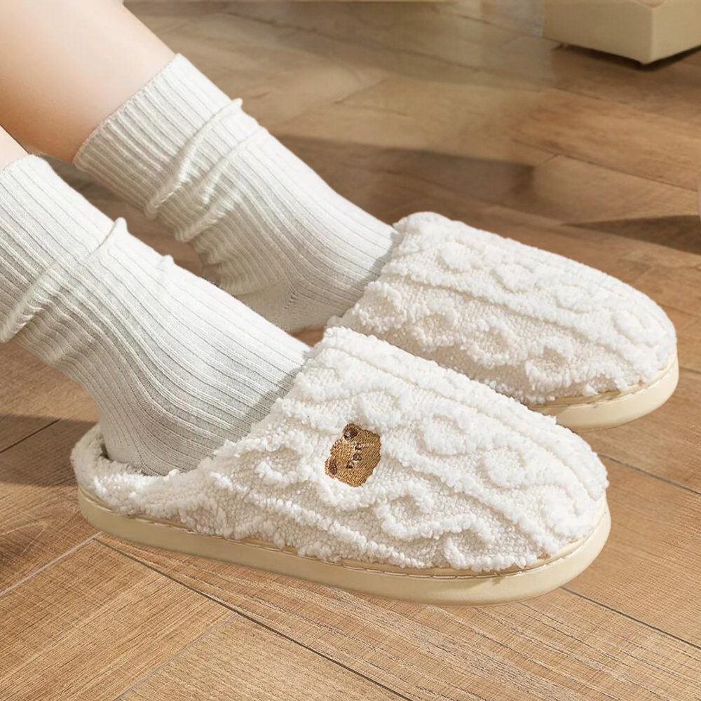 NOUVEAU RICHE Tasana | Dame Luxus Winter Pantoffeln mit Weicher Sohle - Warme Plüsch Hausschuhe & Lammfell Slippers