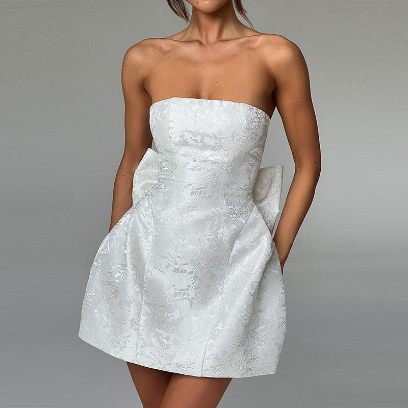 NOUVEAU RICHE Damen Mini-Cocktailkleid – Champagner & Schulterfrei mit Schleife Weiß