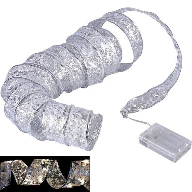 NOUVEAU RICHE Weihnachts-Lichterband – LED Lichterkette mit Organza Schleifenband für den Christbaum, 3 m oder 5 m, 6 Stile – TwinkleRibbon 5m Stil 6