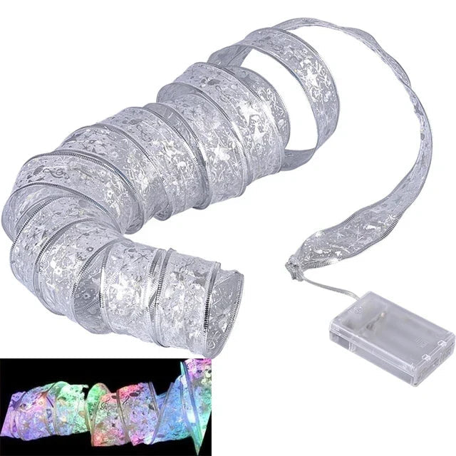 NOUVEAU RICHE Weihnachts-Lichterband – LED Lichterkette mit Organza Schleifenband für den Christbaum, 3 m oder 5 m, 6 Stile – TwinkleRibbon 3m Stil 1