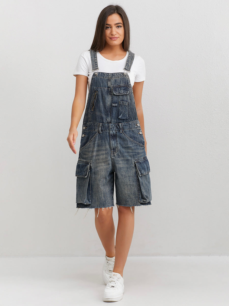 NOUVEAU RICHE Vintage Jeans Latzshorts für Damen mit Verstellbaren Trägern und Lockerem Schnitt im Gebrochenen Denim Stil