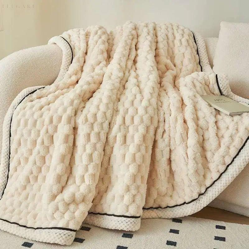 NOUVEAU RICHE Dicke Korallfleece-Decke – Weich, Warm und Wendbar für Innen- und Außenbereich, Erhältlich in verschiedenen Größen