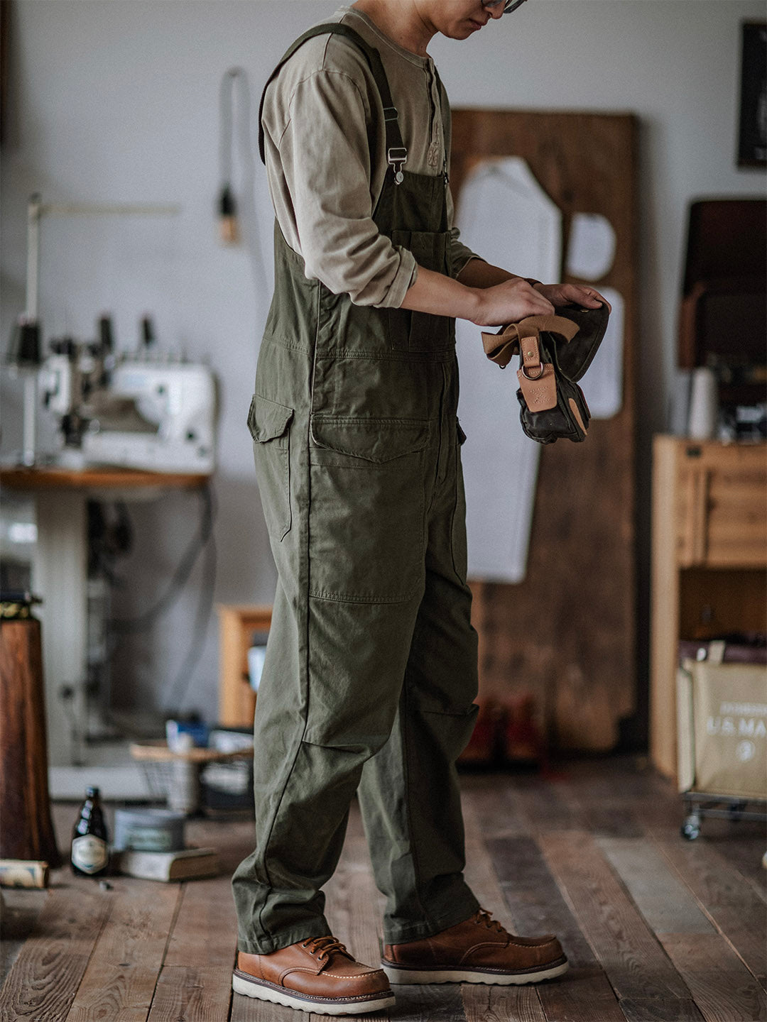 NOUVEAU RICHE Crafter Latzhose Aus 100 Prozent Schwerer Baumwolle Robuster Schutz Und Atmungsaktive Passform Für Komfort Und Bewegungsfreiheit