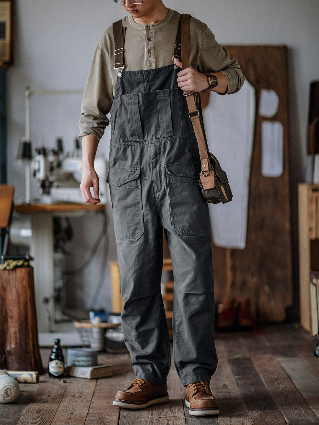 NOUVEAU RICHE Crafter Latzhose Aus 100 Prozent Schwerer Baumwolle Robuster Schutz Und Atmungsaktive Passform Für Komfort Und Bewegungsfreiheit Dunkelgrau