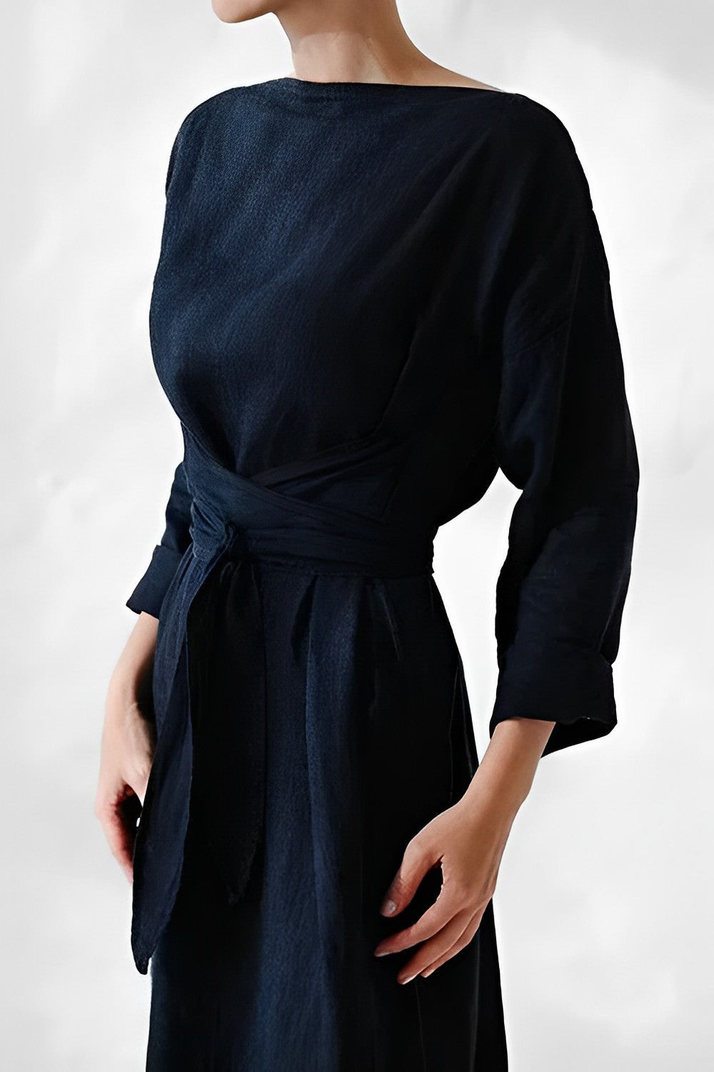 NOUVEAU RICHE Leinenkleid Minimalistisch Langarm Gürtel Handgefertigt Dunkelblau