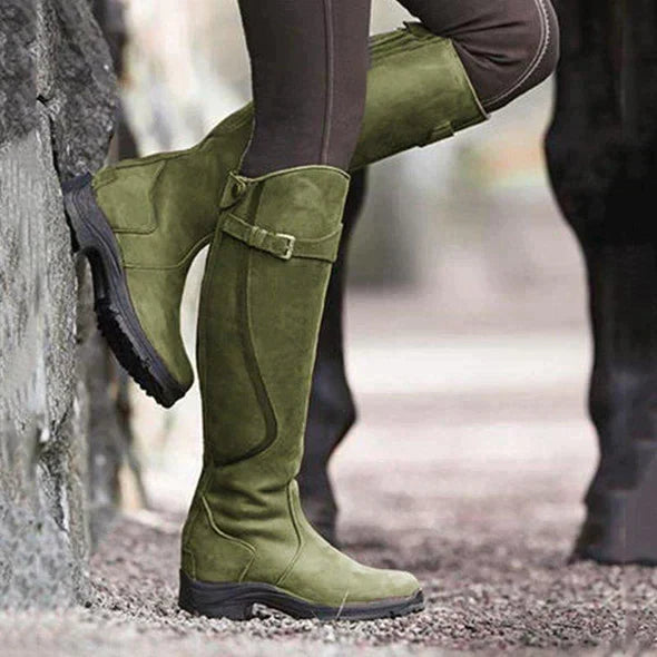 NOUVEAU RICHE Damen-Kniestiefel – mit Schnallenriemen und Robuster Sohle Grün