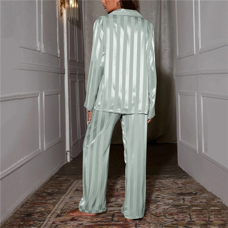 NOUVEAU RICHE Damenpyjama-Set Langärmlig Und Mit Knöpfen Ultimativen Komfort