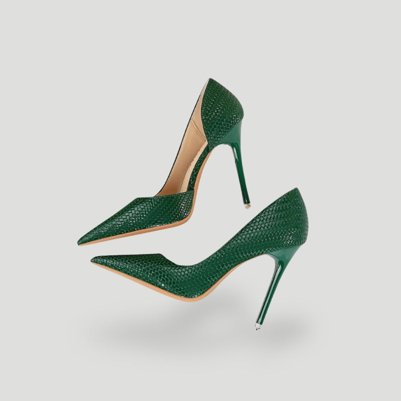 NOUVEAU RICHE Damen Stilettos Mit Spitz Zehenpartie Und Strukturiertem Luxus Finish Elegante Slip On Passform Für Ein Raffiniertes Auftreten Grün 40