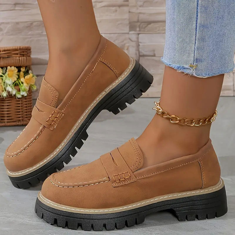 NOUVEAU RICHE Damen Wildleder Loafer Ganztagskomfort Stilvolle Schuhe Braun