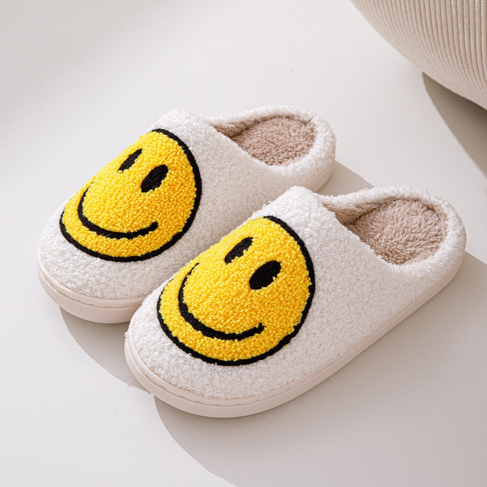NOUVEAU RICHE Damen Hausschuhe Smiley-Motiv Gefüttert Weiche Innenfutter