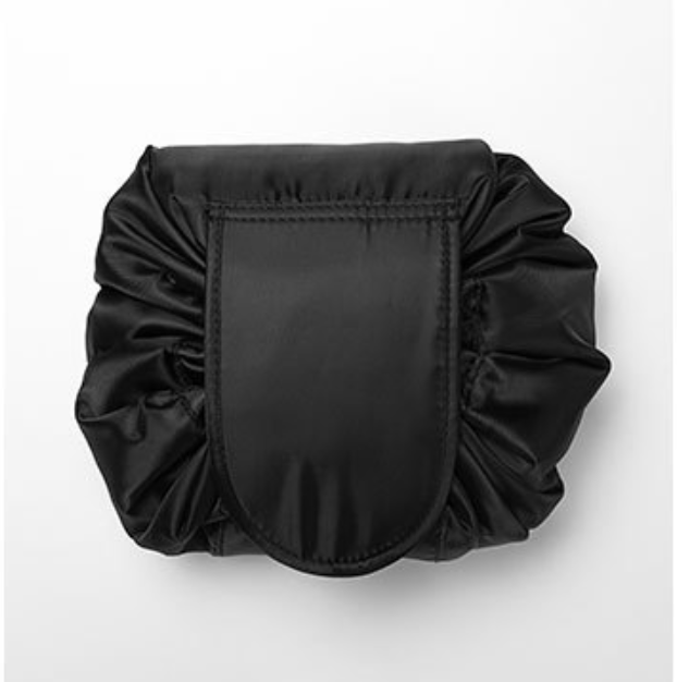 NOUVEAU RICHE Damen Kosmetiktasche Mit Kordelzug Flach Ausbreiten Zeigt Beauty-Produkt Reines Schwarz