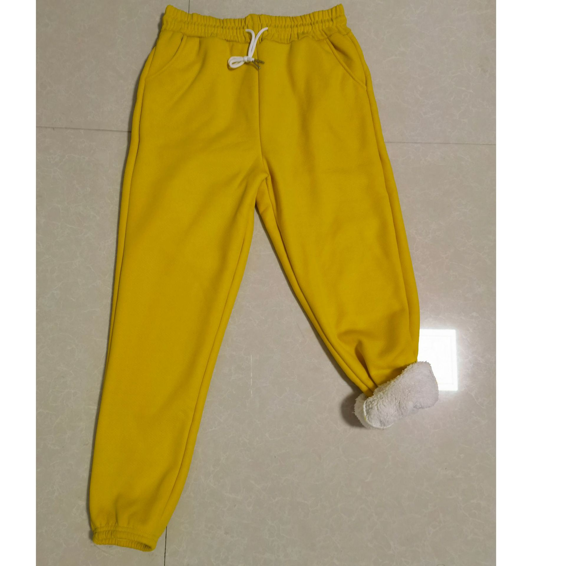 NOUVEAU RICHE Damen Stylische Jogginghosen Winter Mit Lockerem Schnitt Anpassbarem Kordelzug Gelb