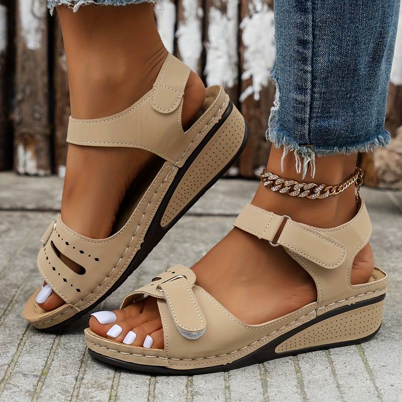 NOUVEAU RICHE Damen Slip-On Sandalen – Fußgewölbeunterstützung & Atmungsaktiv