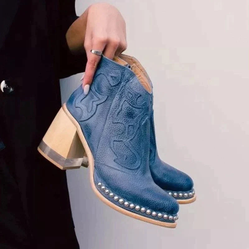 NOUVEAU RICHE Lederstiefel Bestickte Muster Hohe Chunky-Heels Stilvoll