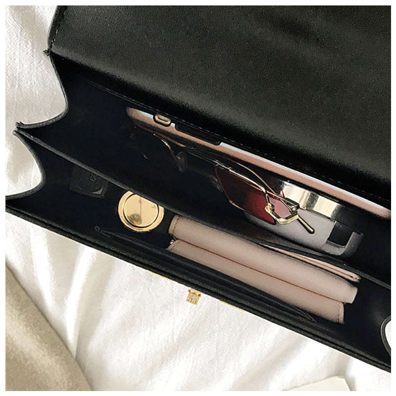 NOUVEAU RICHE Elegante Handtasche Aus Hochwertigem Veganem Leder Mit Weichem Innenfutter Und Goldfarbenen Elementen Für Stilvolle Auftritte