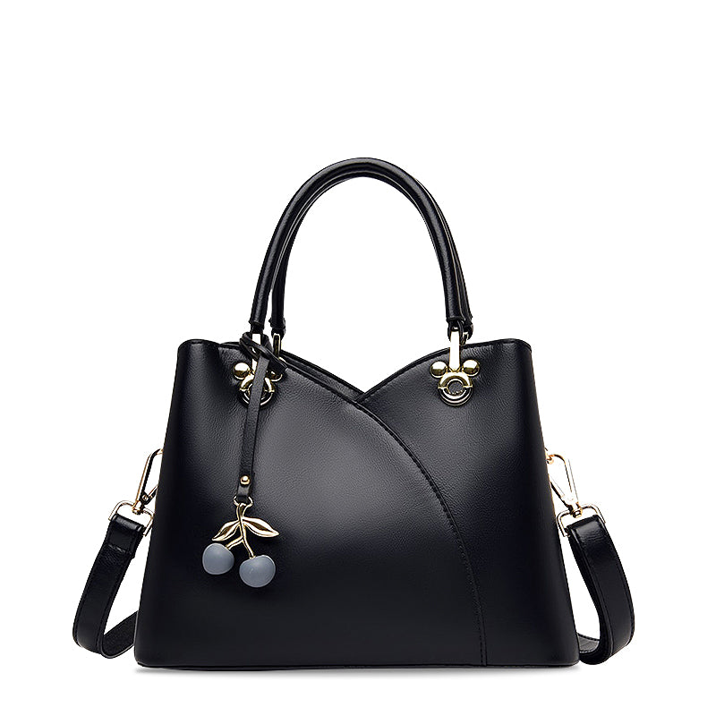 NOUVEAU RICHE Camryn Handtasche Aus Hochwertigem Veganem Leder Mit Goldfarbenen Metallteilen Stylische Und Funktionale Tasche Für Jedes Outfit Schwarz