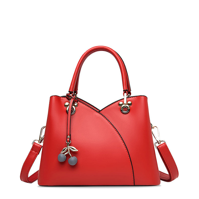 NOUVEAU RICHE Camryn Handtasche Aus Hochwertigem Veganem Leder Mit Goldfarbenen Metallteilen Stylische Und Funktionale Tasche Für Jedes Outfit Rot