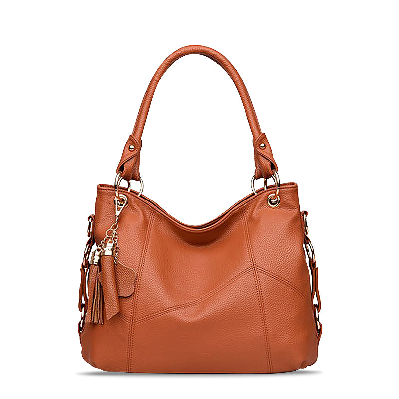 NOUVEAU RICHE Cassandra Tragetasche Aus Hochwertigem Veganem Leder Mit Weichem Polyesterfutter Ideal Für Stilvolle Outfits Braun