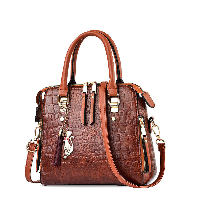 NOUVEAU RICHE Stylische Handtasche Aus 100 Prozent Hochwertigem Veganem Leder Mit Goldfarbenen Metallakzenten Ideal Für Jeden Anlass Khaki
