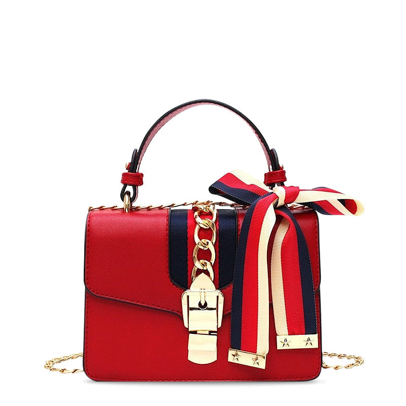 NOUVEAU RICHE Stylische Crossbody Tasche Aus Hochwertigem Veganem Leder Mit Weichem Innenfutter Und Goldfarbenen Metallakzenten Rot