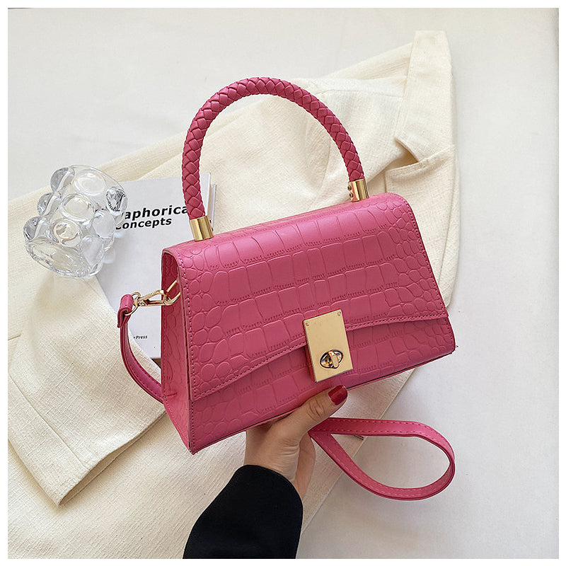NOUVEAU RICHE Stilvolle Vegan Ledertasche Mit Goldfarbenen Metallteilen Ideal Für Jeden Anlass Rosa