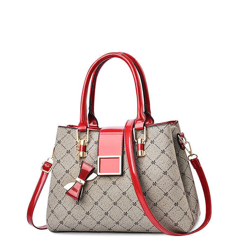 NOUVEAU RICHE Handtasche Aus Hochwertigem Veganem Leder Mit Goldfarbenen Metallteilen 32 Cm Breit Und 22 Cm Hoch Für Stilvolle Outfits Beige Rot