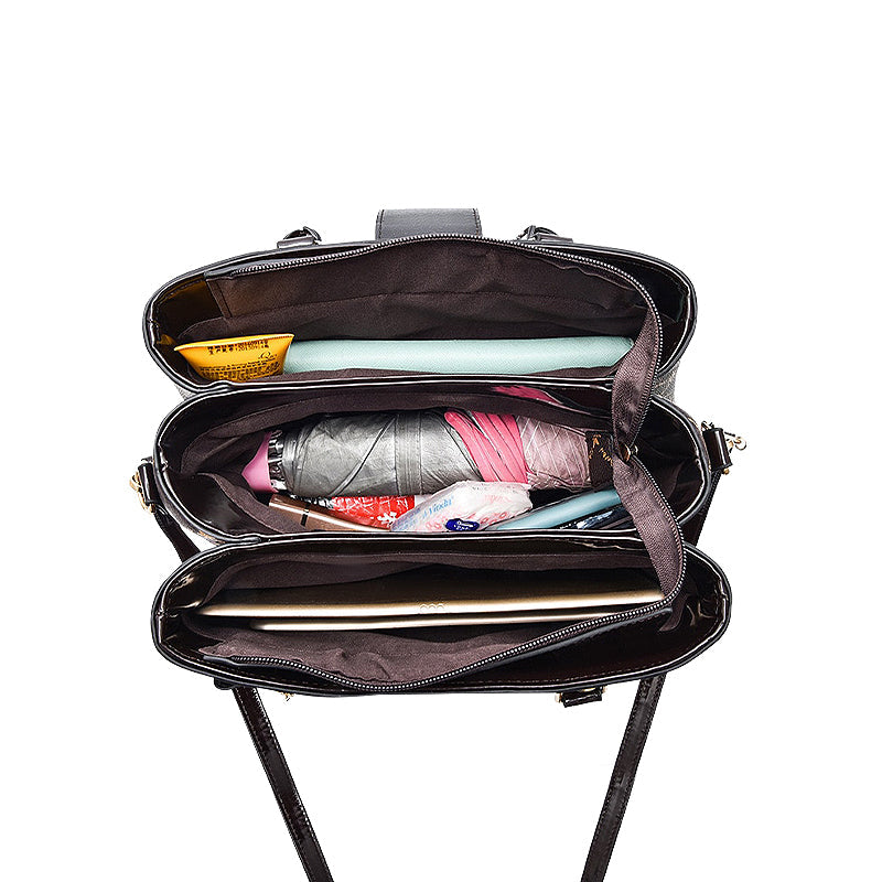 NOUVEAU RICHE Handtasche Aus Hochwertigem Veganem Leder Mit Goldfarbenen Metallteilen 32 Cm Breit Und 22 Cm Hoch Für Stilvolle Outfits