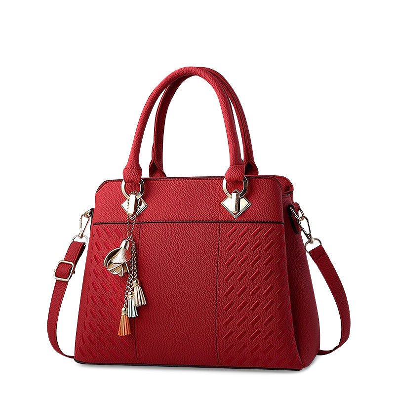 NOUVEAU RICHE Elegante Handtasche Aus Hochwertigem Veganem Leder Mit Weichem Innenfutter Und Goldfarbenen Metallakzenten Burgund