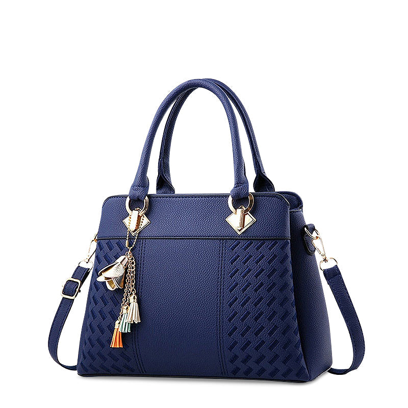 NOUVEAU RICHE Elegante Handtasche Aus Hochwertigem Veganem Leder Mit Weichem Innenfutter Und Goldfarbenen Metallakzenten Tiefblau