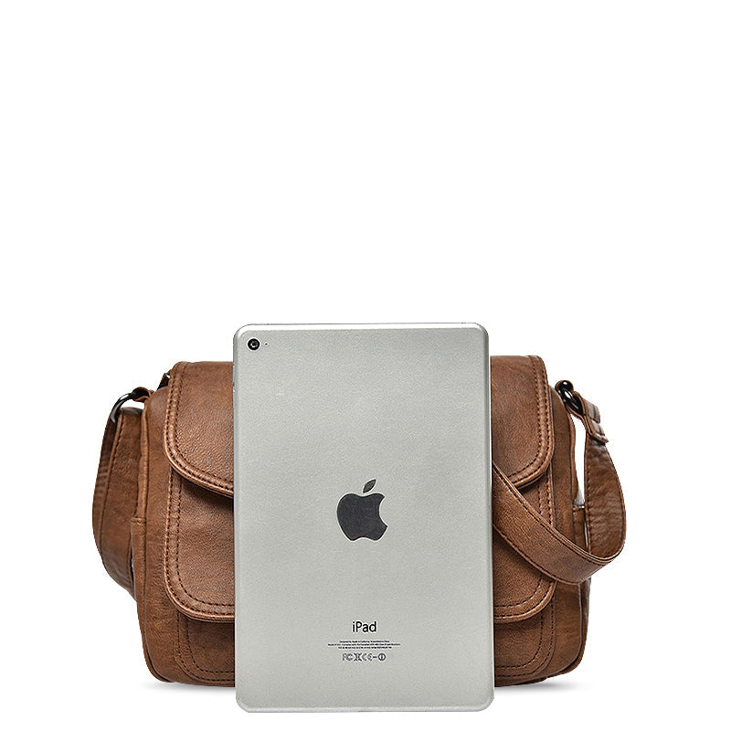 NOUVEAU RICHE Kreuzbody Tasche Aus Hochwertigem Veganem Leder Mit Weichem Innenfutter Und Schwarzer Hardware