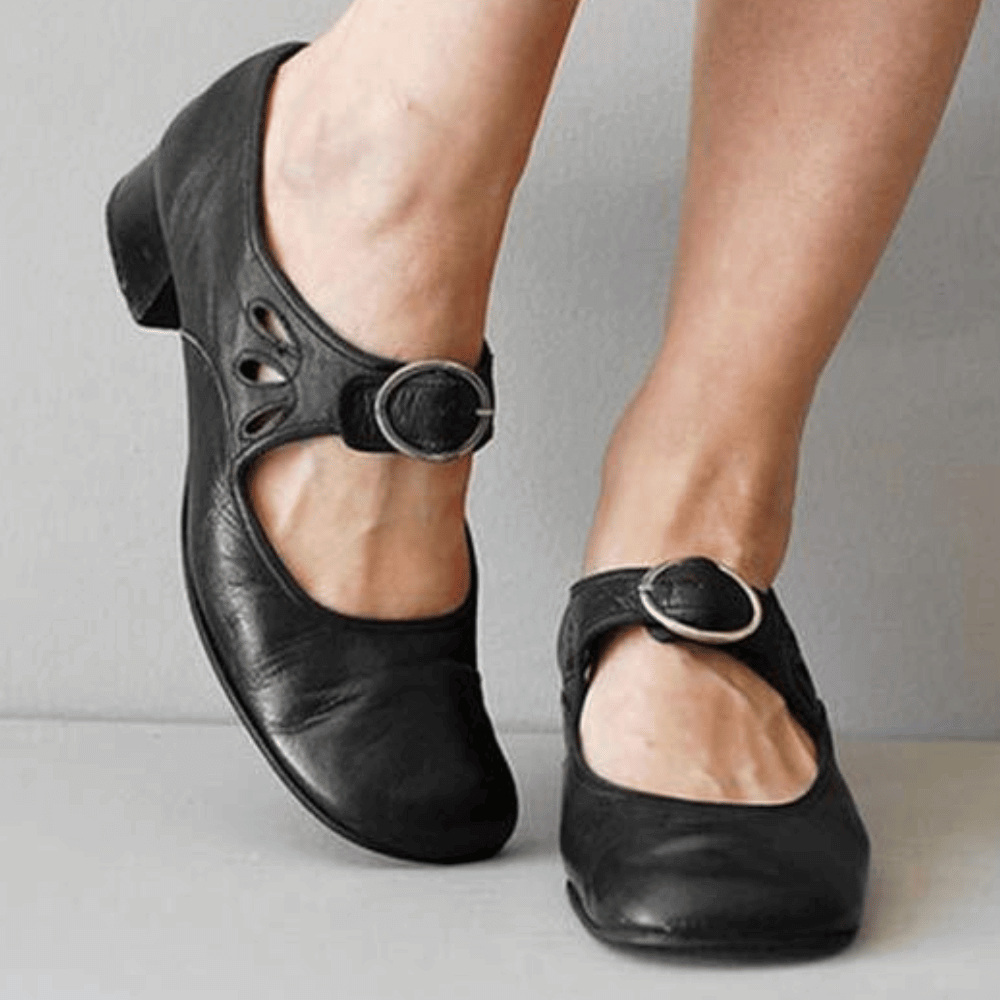 NOUVEAU RICHE Damen Bequeme Leder Riemchensandale Gepolstert Für Alltag Schwarz