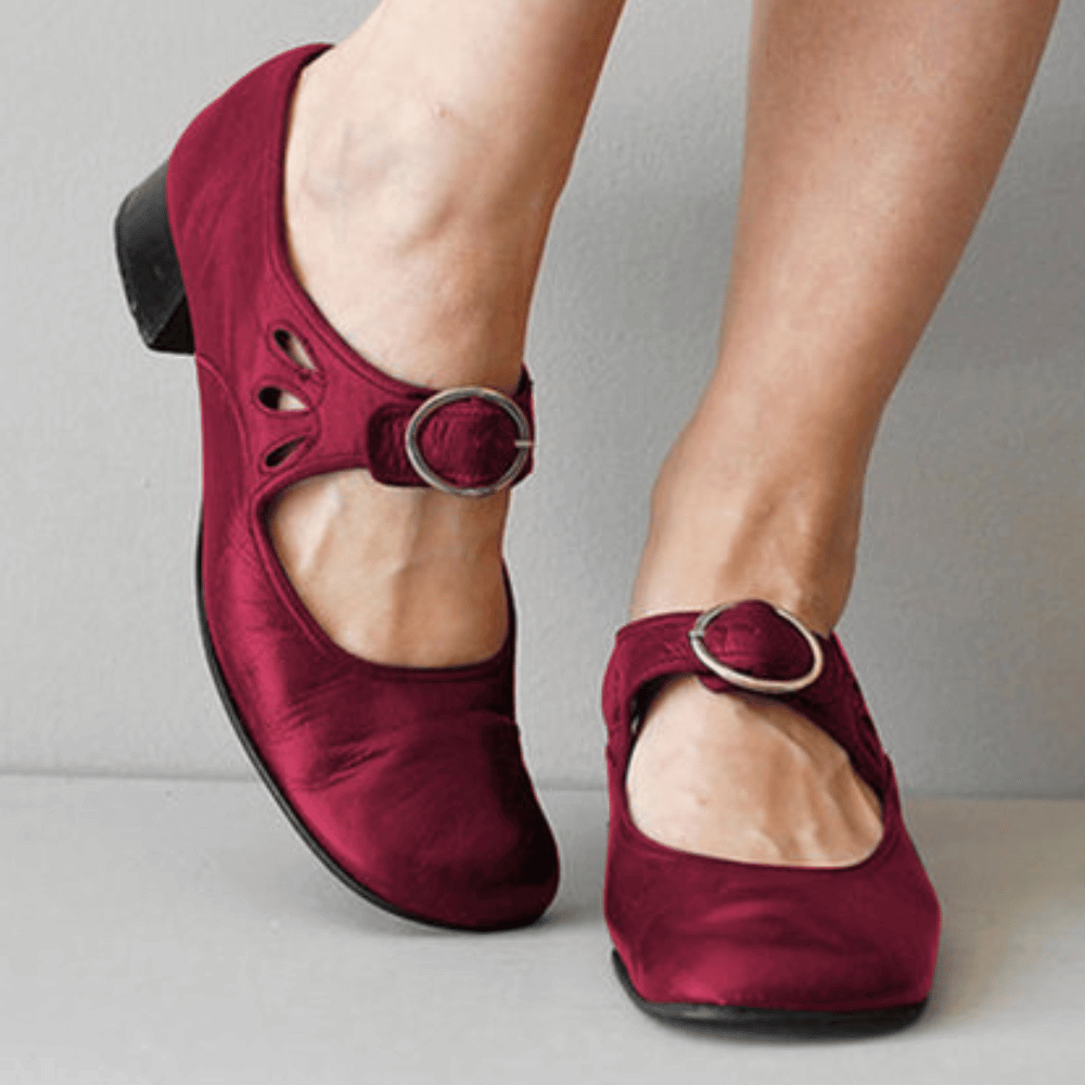NOUVEAU RICHE Damen Bequeme Leder Riemchensandale Gepolstert Für Alltag Rot