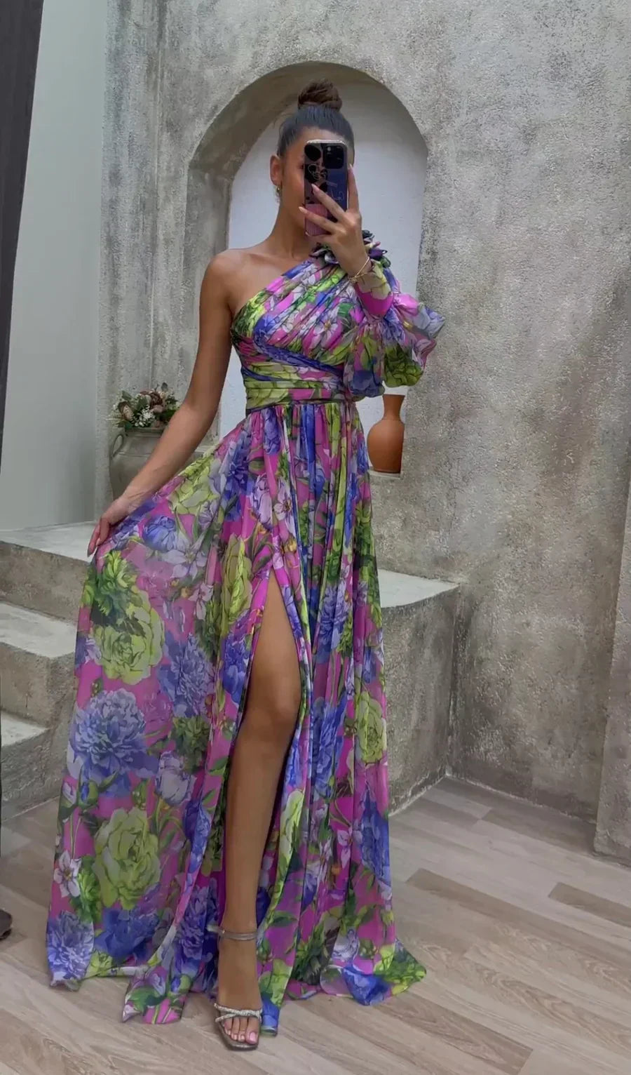 NOUVEAU RICHE Drama Kleid Langarm Fließende Silhouette Elegant Stilvoll Lila