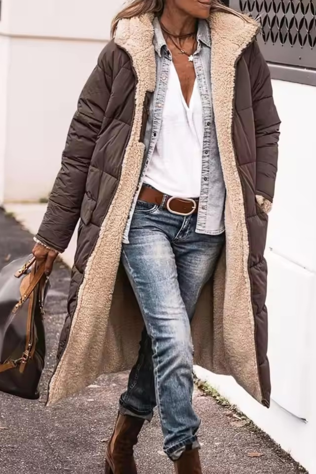 NOUVEAU RICHE Fleecegefütterter Damen Parka-Mantel in Dunkelblau für ultimativen Komfort und Wärme im Winter Braun