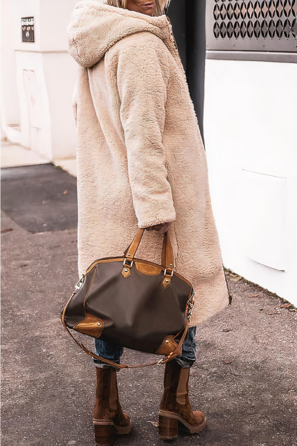 NOUVEAU RICHE Fleecegefütterter Damen Parka-Mantel in Dunkelblau für ultimativen Komfort und Wärme im Winter