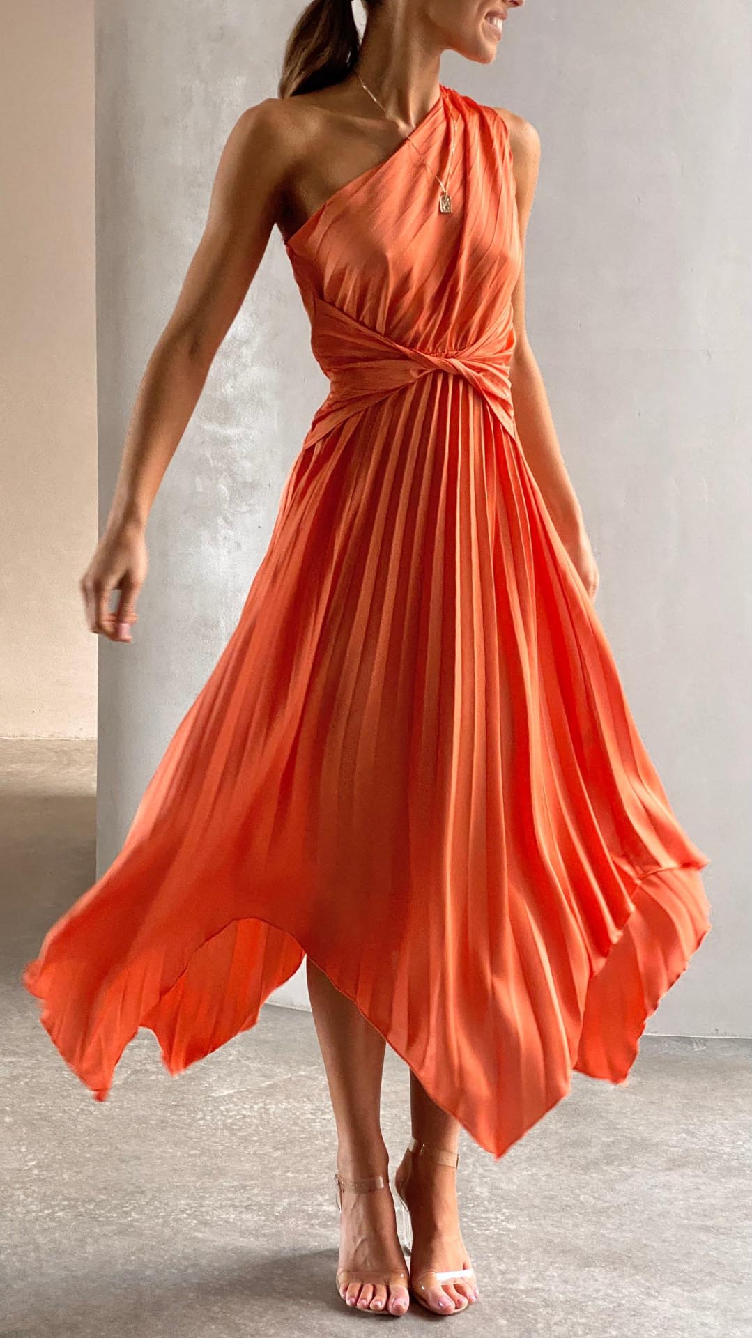 NOUVEAU RICHE Einschulter Midi Kleid Mit Falten Und Taillendesign Rock Orange
