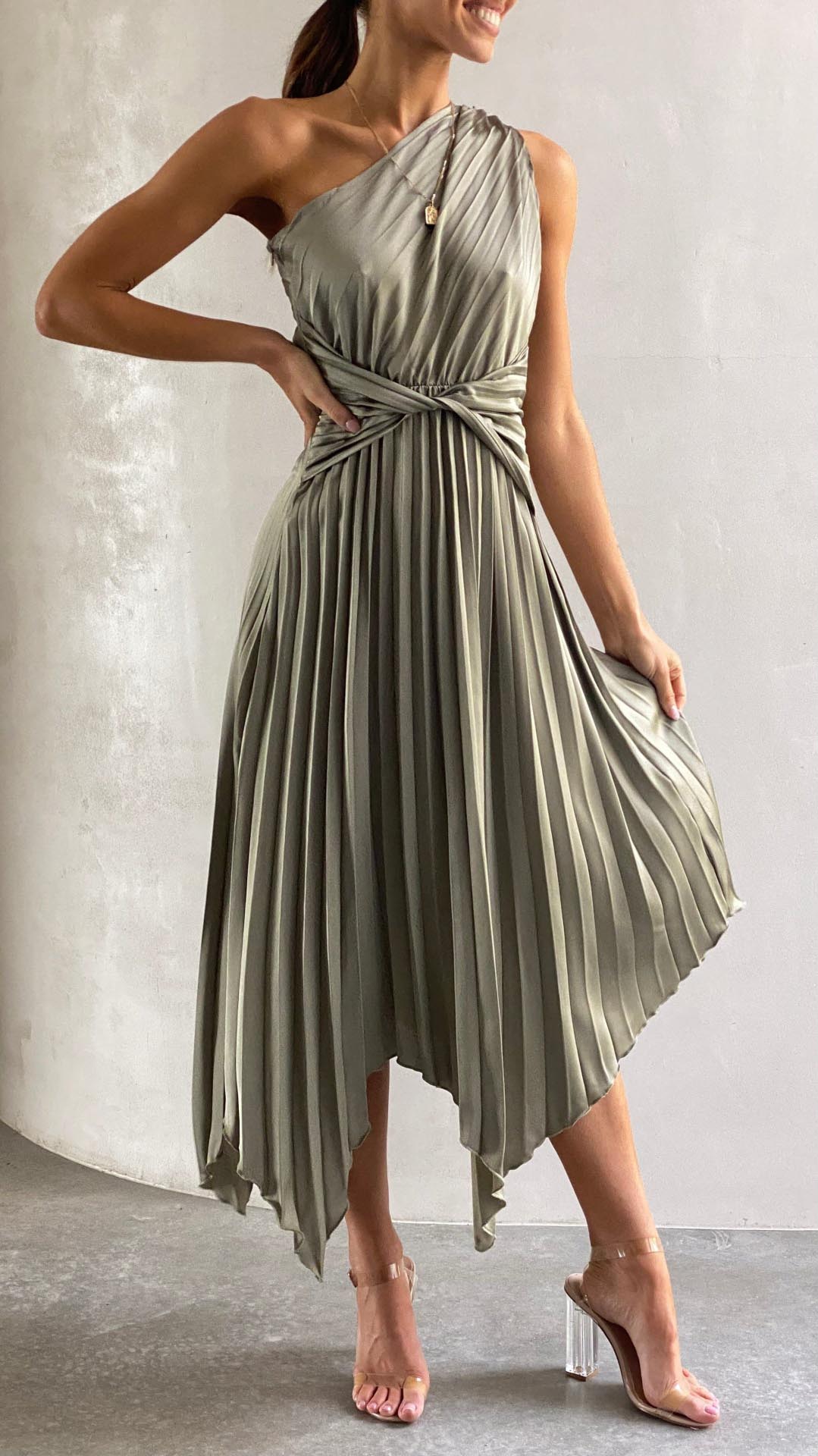 NOUVEAU RICHE Einschulter Midi Kleid Mit Falten Und Taillendesign Rock