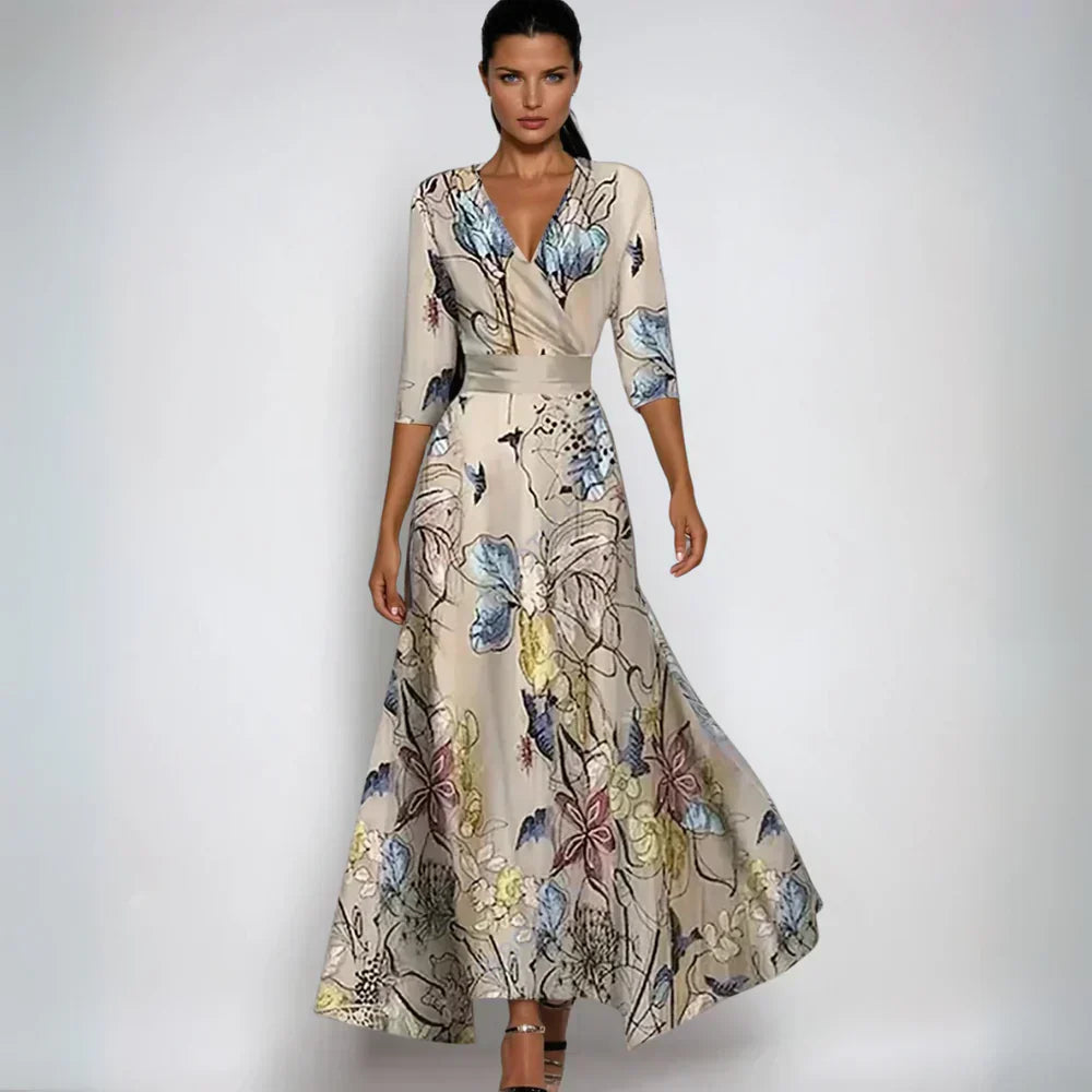NOUVEAU RICHE Merch | Damen-Wickelkleid – Blumendetails & femininer Sitz Beige