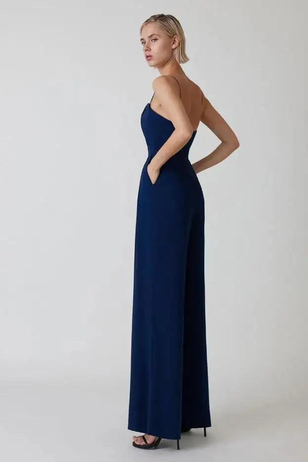 NOUVEAU RICHE Eleganter Ärmeloser Damen Overall Für Stilbewusste Frauen Aus Luxuriösem Stoff In Schmeichelnder Silhouette Ideal Für Besondere Anlässe Und Freizeit