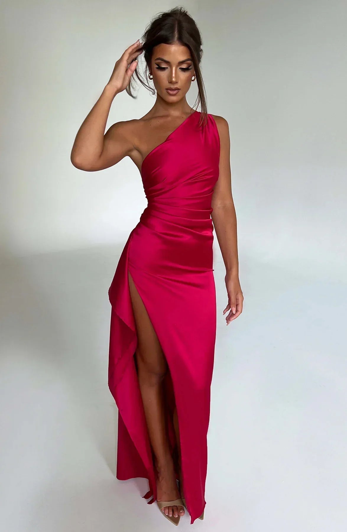 NOUVEAU RICHE Elegantes Satin Abendkleid Für Gala Und Abendessen Party