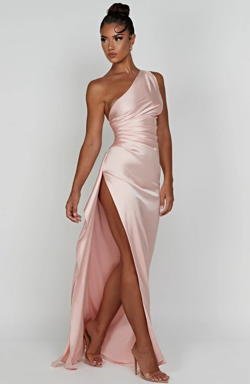 NOUVEAU RICHE Elegantes Satin Abendkleid Für Gala Und Abendessen Party