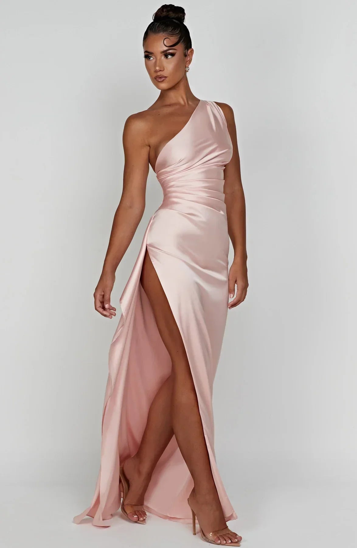 NOUVEAU RICHE Elegantes Satin Abendkleid Für Gala Und Abendessen Party