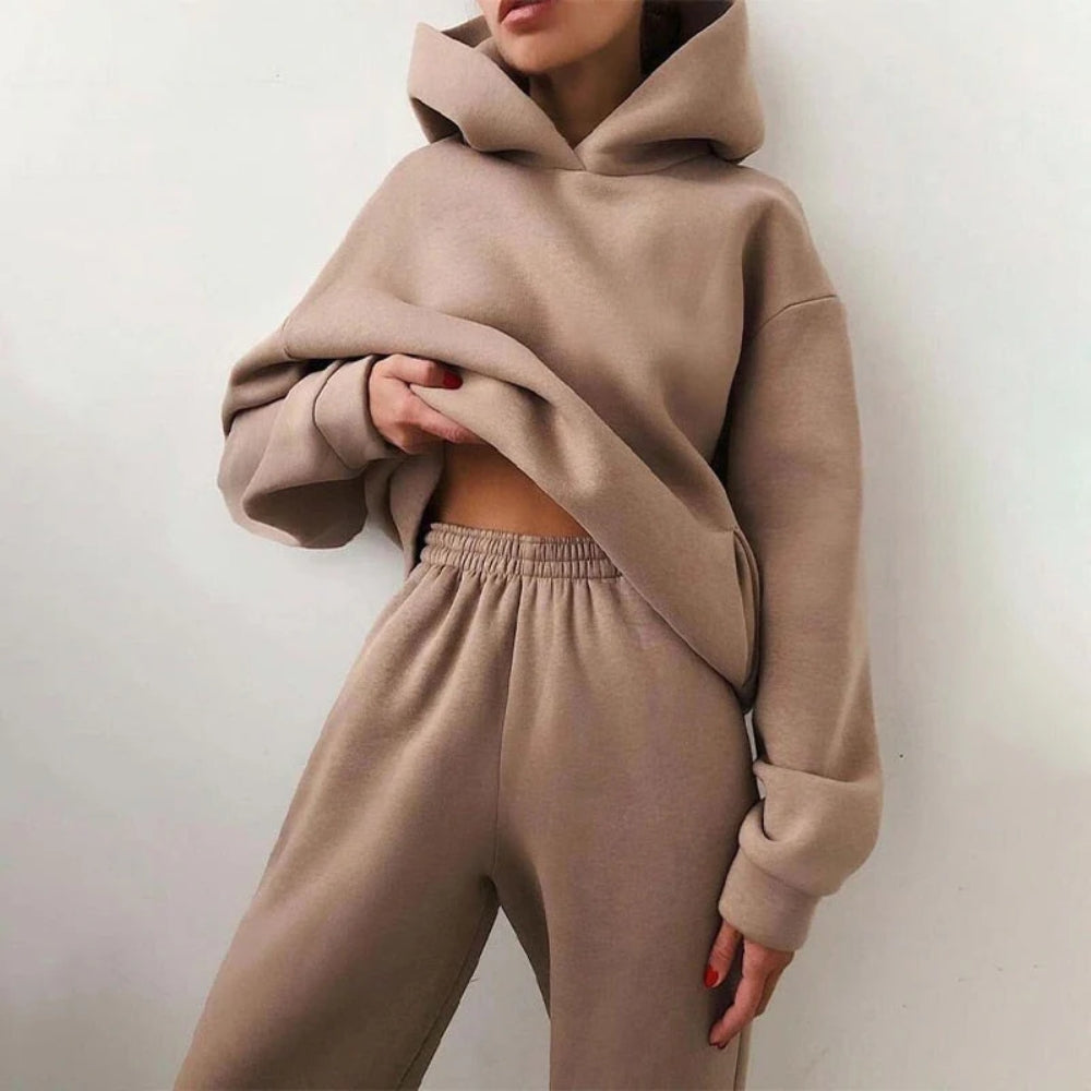 NOUVEAU RICHE Jogging-Set Locker Geschnittenes Outfit Ideal Zum Faulenzen Und Für Den Alltag Hellbraun