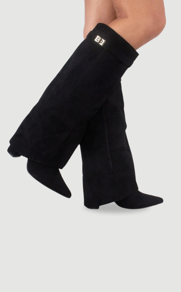 NOUVEAU RICHE Sephira | Damen Stiefel – Hochwertiges Suede, Goldene Akzente & Elegantes Design Schwarz Suède