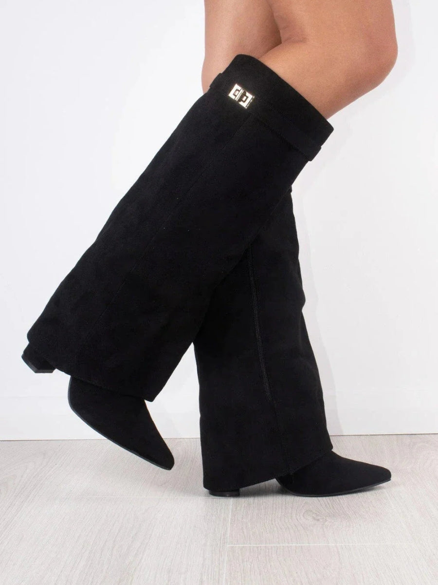NOUVEAU RICHE Sephira | Damen Stiefel – Hochwertiges Suede, Goldene Akzente & Elegantes Design