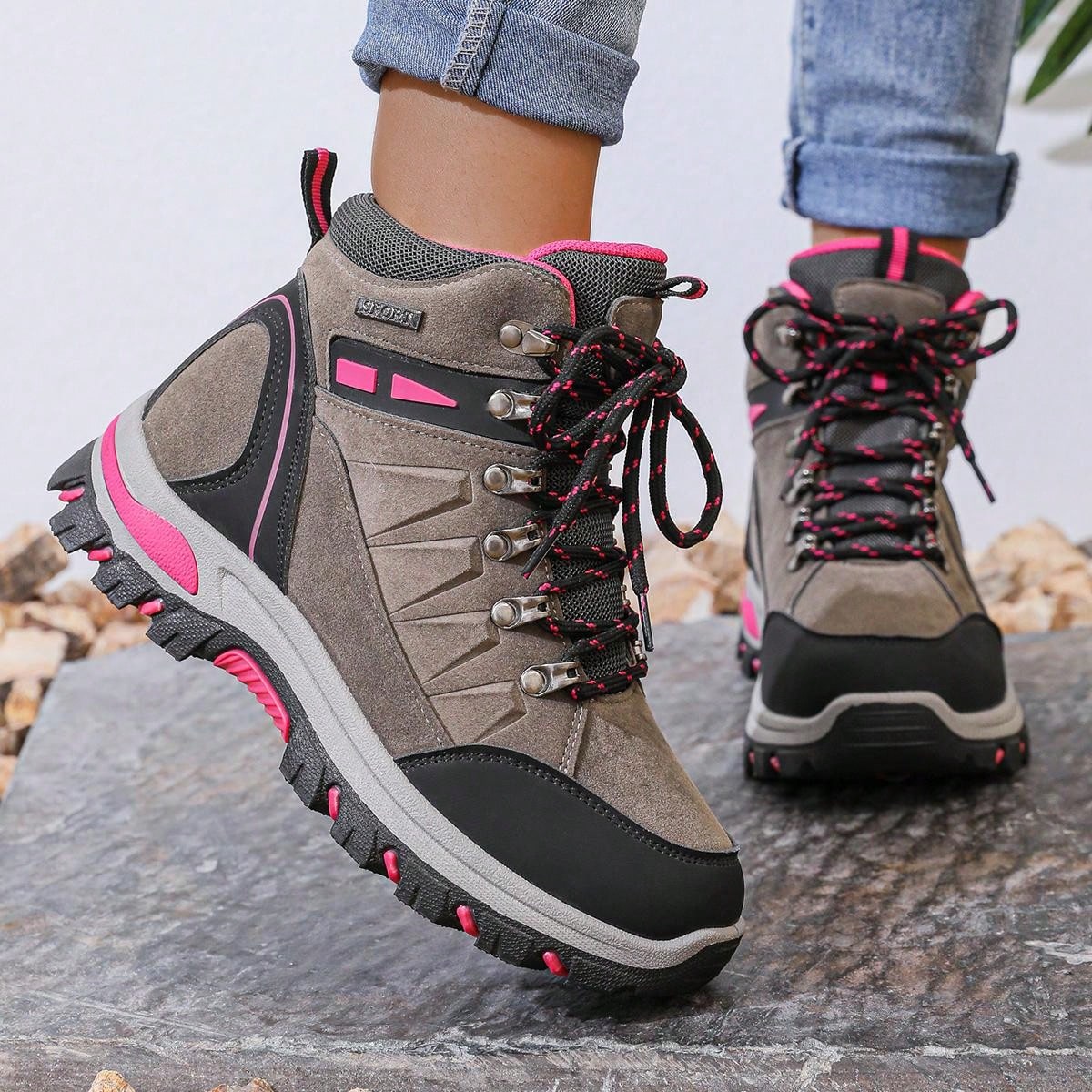 NOUVEAU RICHE Luna | Unisex Wanderschuh – Wetterfestes Design, Steilsicherer Grip & Langstrecken-Performance