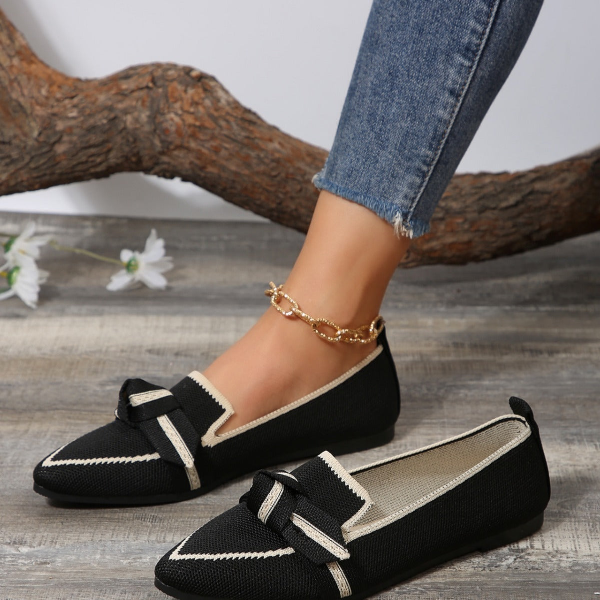 NOUVEAU RICHE Flache Damenschuhe Mit Spitz Zehenpartie Und Weichem Strick Slipper Mit Knotendetail Für Vielseitige Passform Elegante Damenmode Schwarz