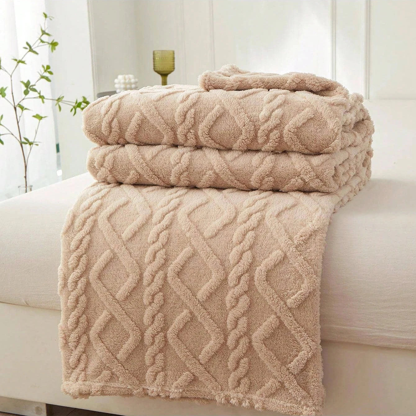 NOUVEAU RICHE Fleece-Decke Koralle 150x200 cm Für Wohnzimmer Und Nickerchen Khaki